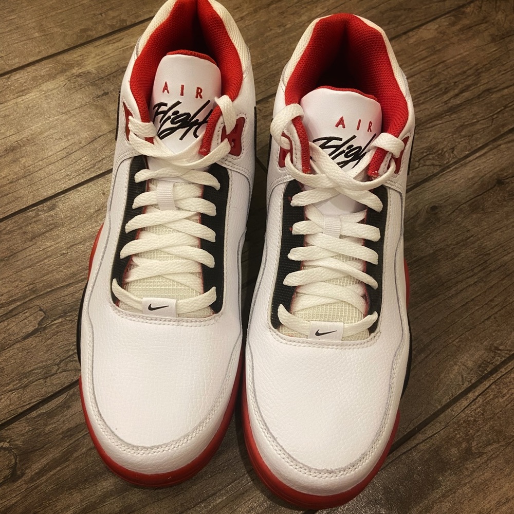Mens Nike Air Flight Sneakers NWOB